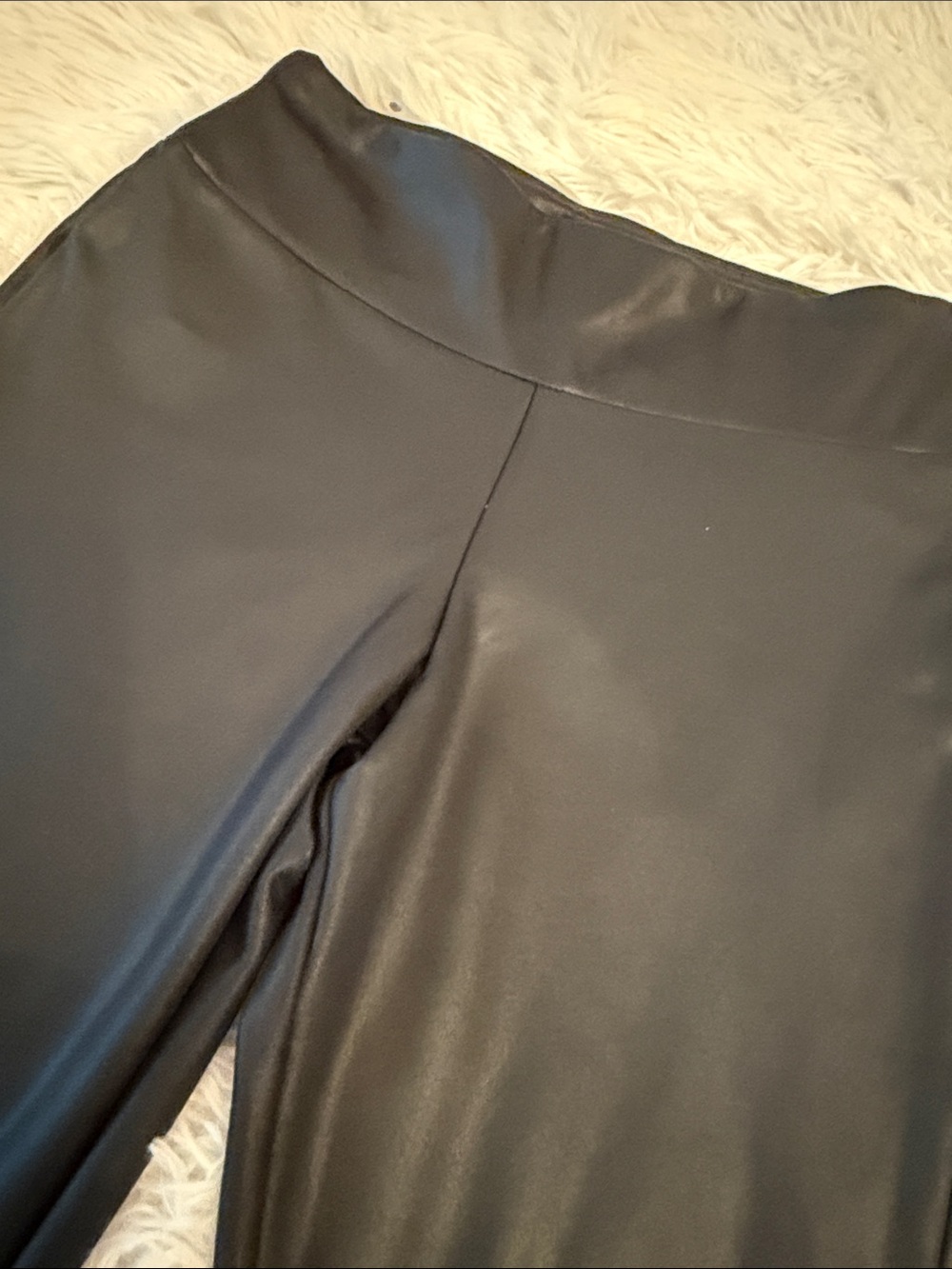 Girls Shimmer Black Faux Leather Flare Legging Pants Size 10/12 NWOT